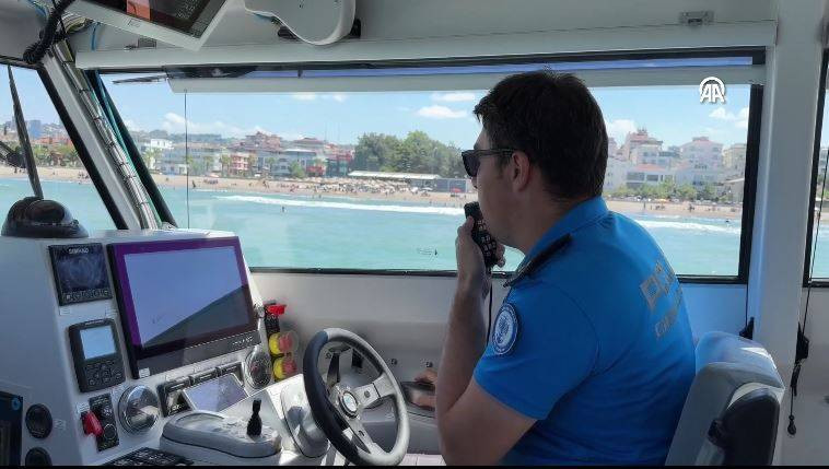 Denize girenleri havadan, karadan ve denizden uyardılar - Resim: 14